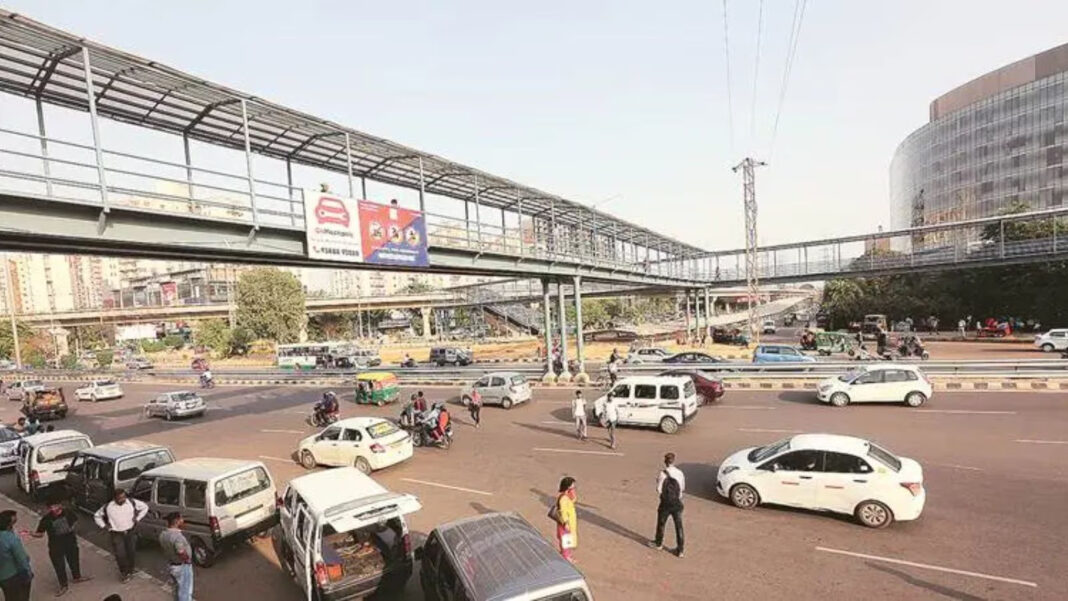 Delhi plans to get 21 new footbridges