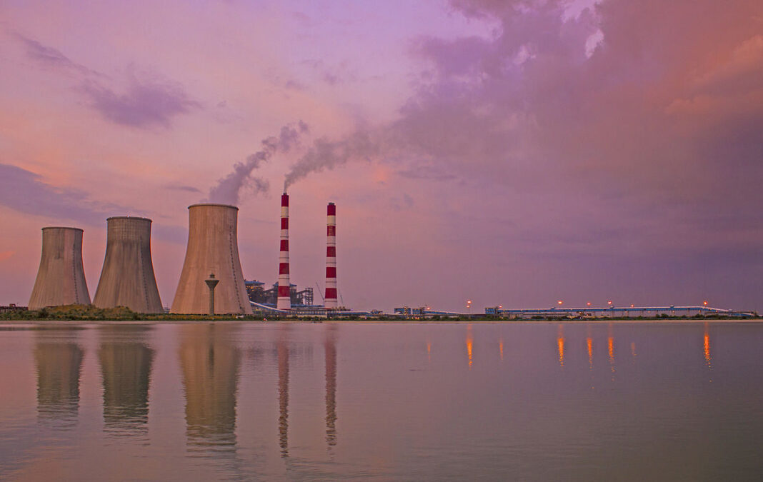India Sets Emissions Targets for High-Emission Industries