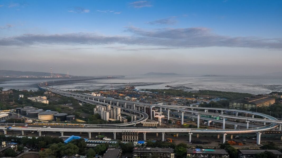 Maharashtra Government Approves Rs 2204 Crore for Urban Development