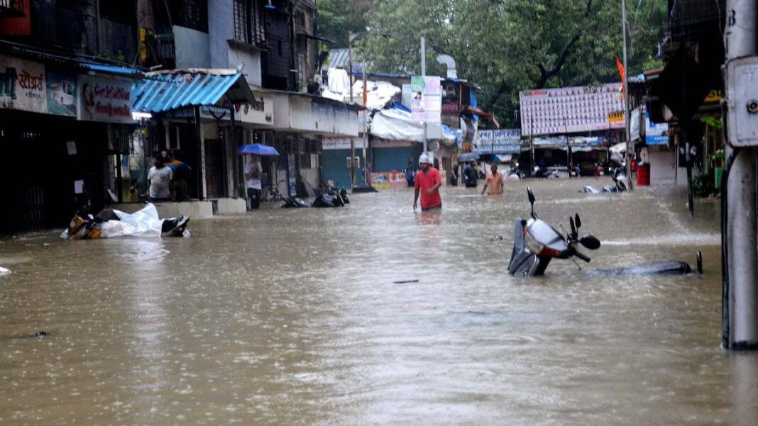 Mumbai City Faces Extreme Weather Chaos Flooding