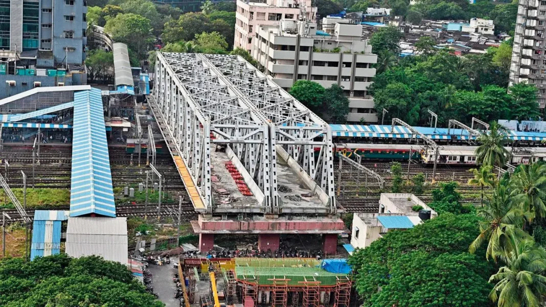 Mumbai Faces Traffic Chaos as Ghatkopar Bridge Deadline Extended to June 2027