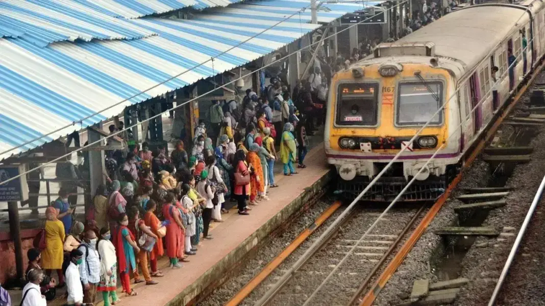 Mumbai: 162 Trains Cancelled Over Weekend Due to Kandivli Block