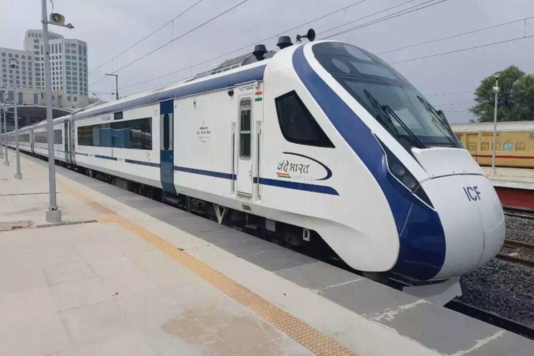 Nagpur Commuters Await Road