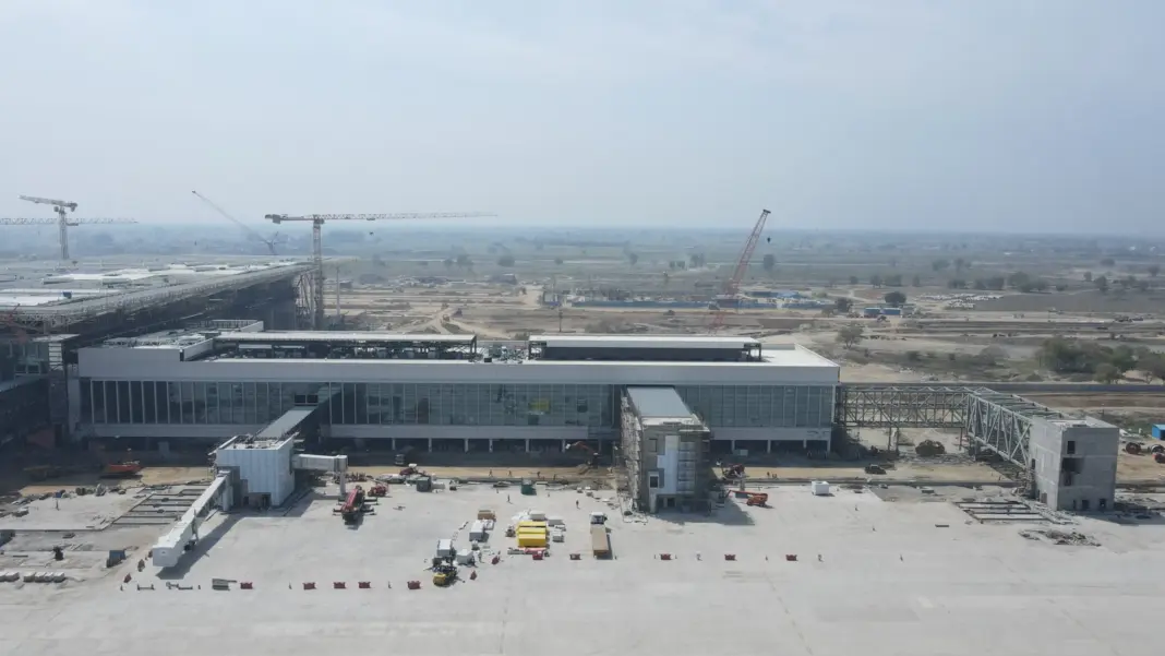 Noida Airport Faces New Opening Delay