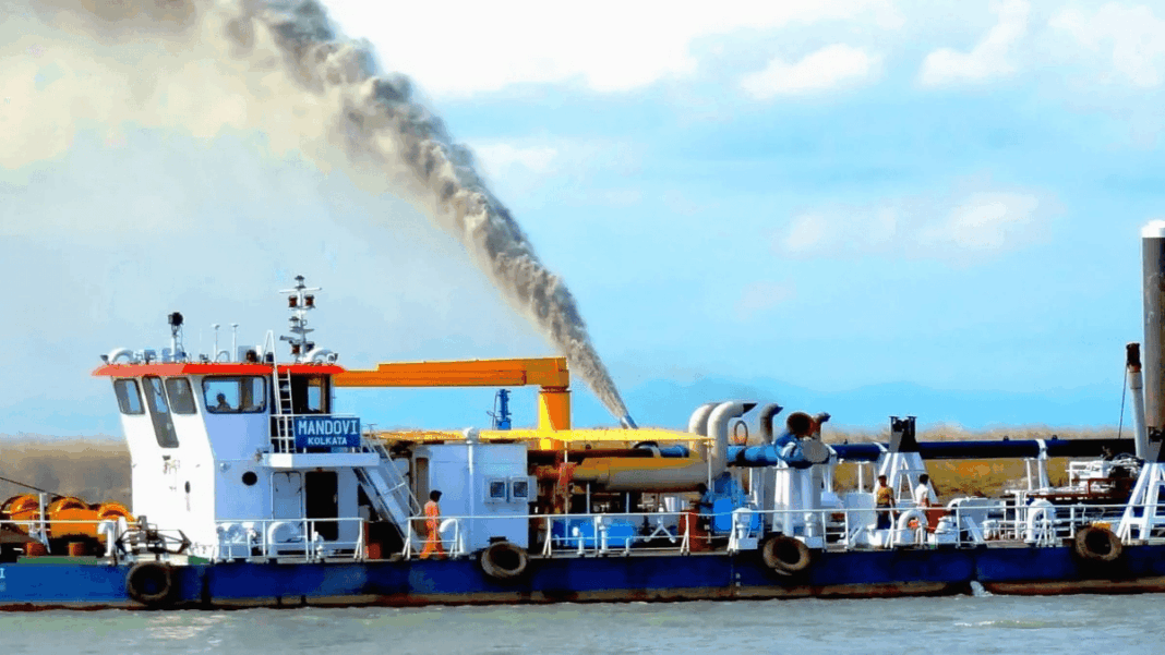 Northeast to Receive Rs 1000 Crore for Waterways Development