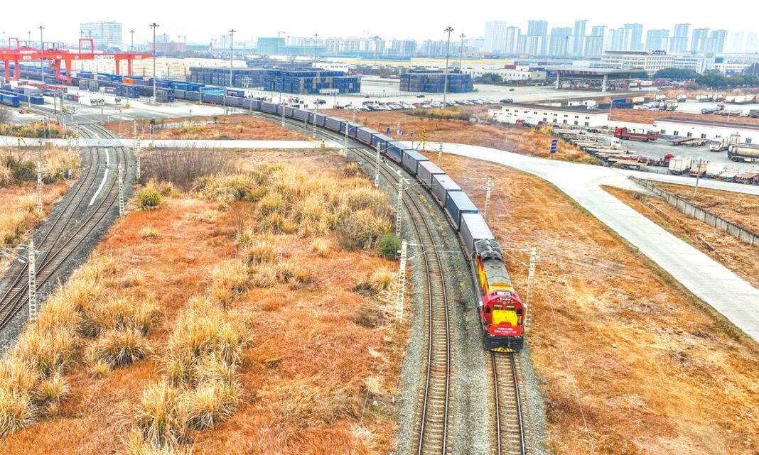 Rail Project Boosts Green Logistics