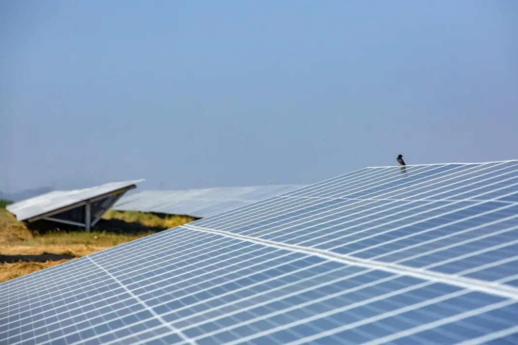 Solar Power to Fuel Qatar Warehouses