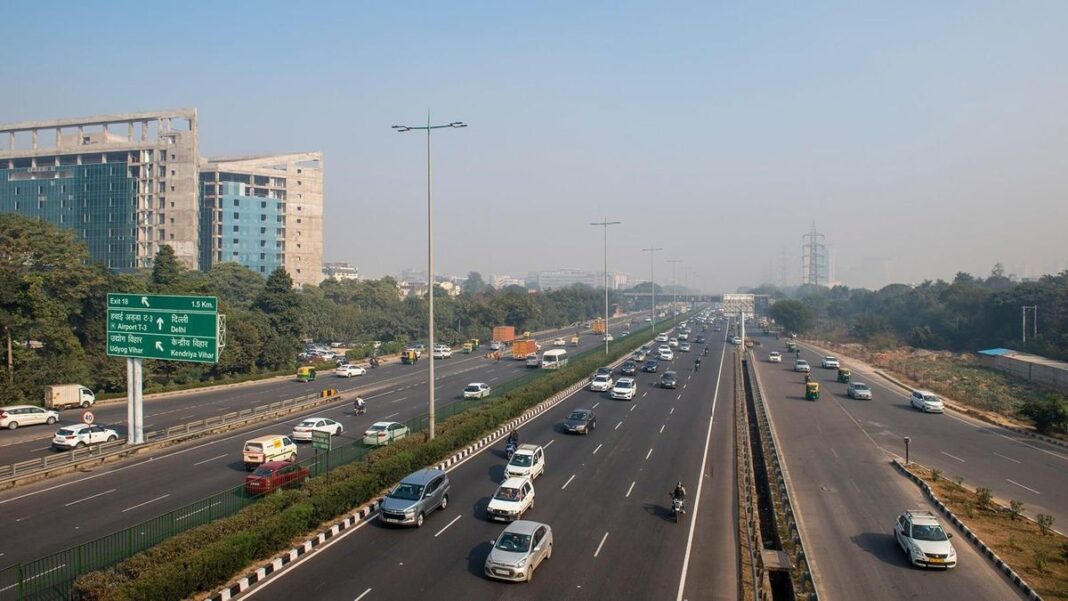 Anil Vij Thanks Gadkari, Seeks Green Cover for Haryana Highways