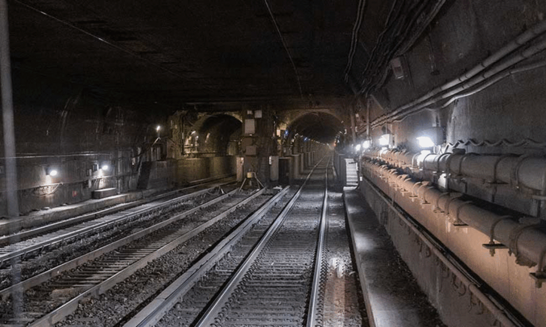 New York East River Tunnel Work Begins