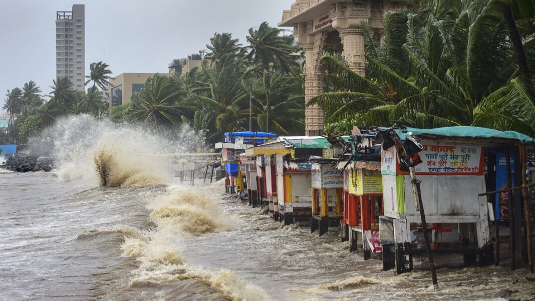Ahmedabad partners with IIT-Gn for post-deluge flood risk survey