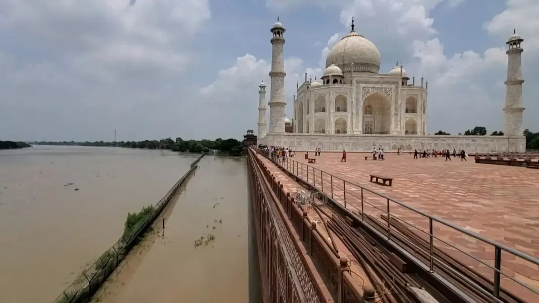 High Microplastic Levels Found in Yamuna Near Taj Mahal