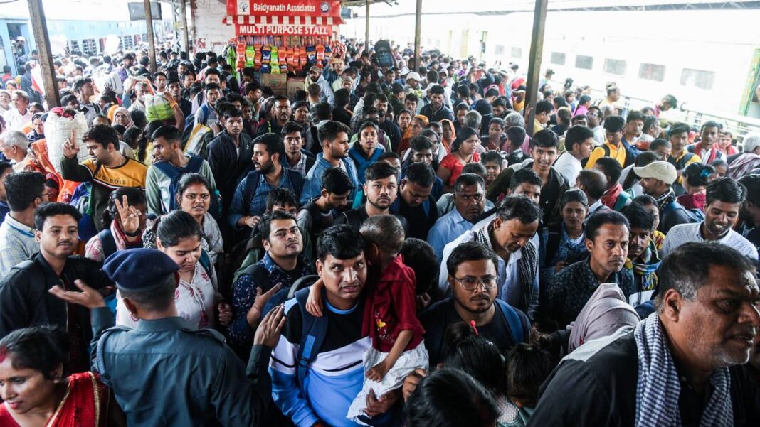 Mumbai Rail Stations to See Fewer Waitlist Crowds