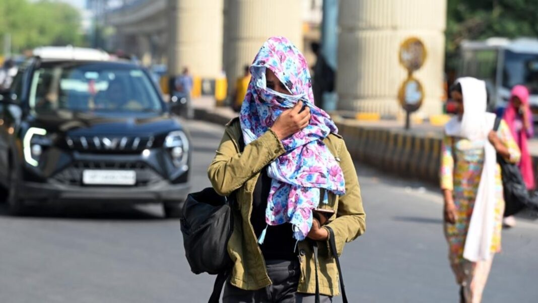 Heatwave exposure raises depression risk by 13%
