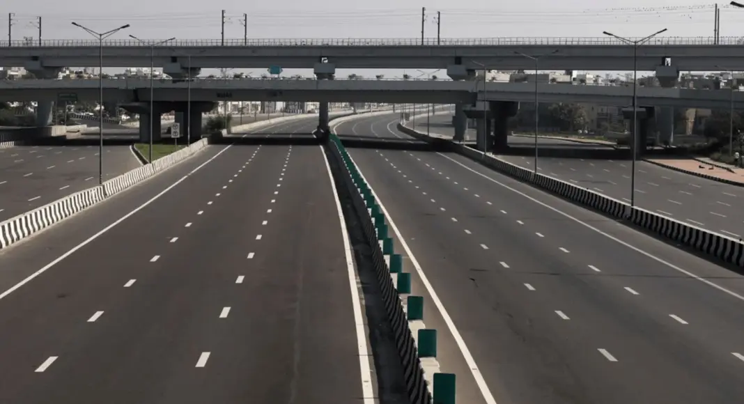 Hyderabad Minister Urges Expedited Land Acquisition For Major Road Projects