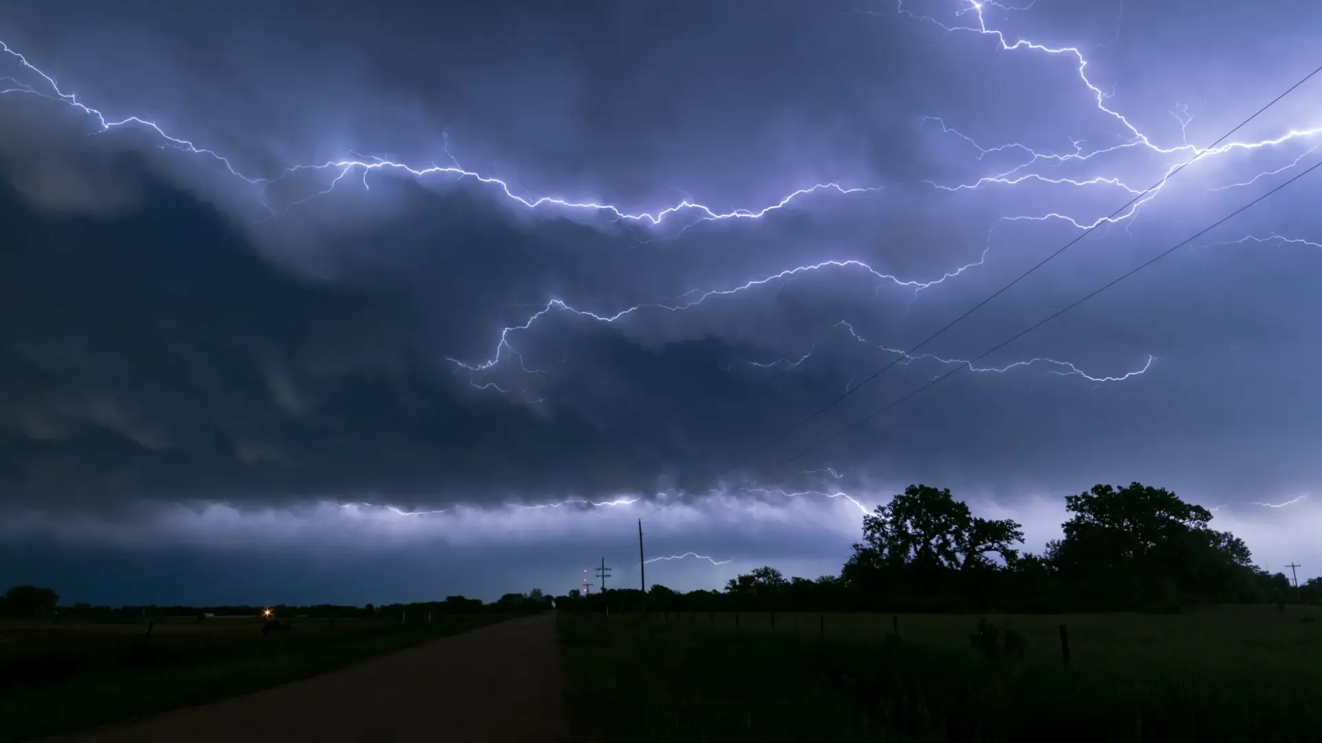 Heatwave Sparks Severe Storms Across Plains