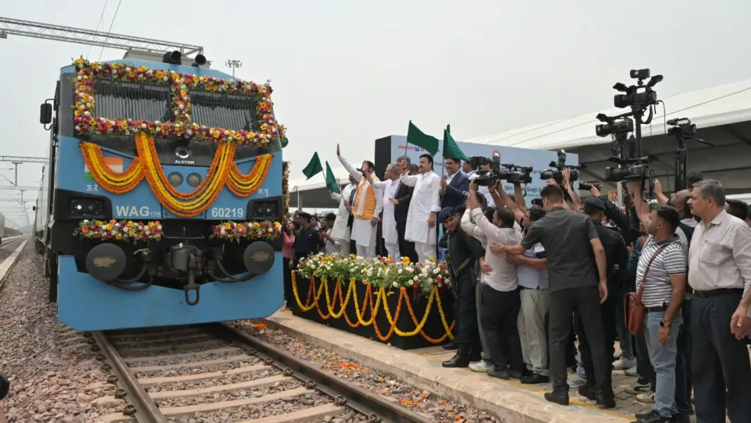 Haryana inaugurates Indias largest in‑plant rail terminal at Manesar facility