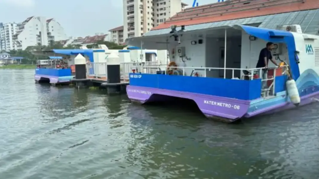Kochi Metro Presents Water Metro Feasibility Study to Maharashtra Government