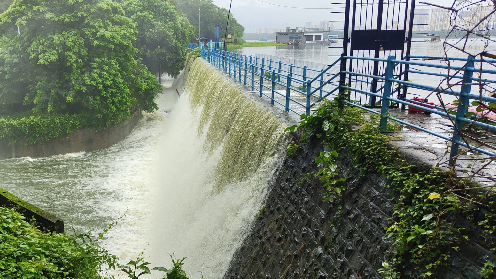 Mumbais Powai Lake Overflows Amid Intense Monsoon Rains