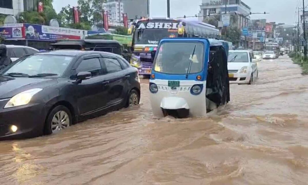 NH-169 Blocked by Landslide Amid Karnataka Monsoon Rains