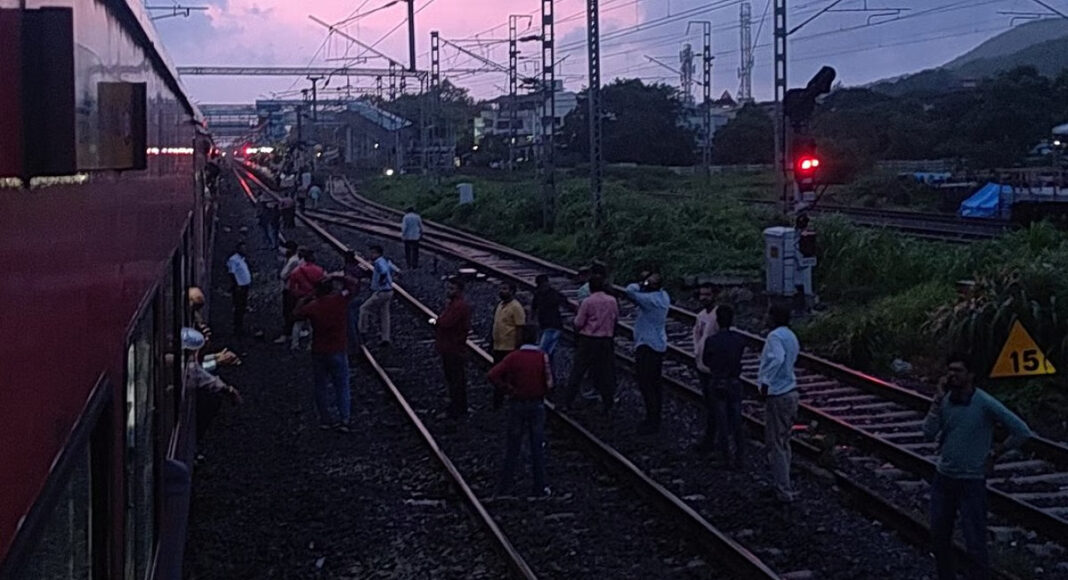 Mumbai local trains disrupted by Palghar power glitch