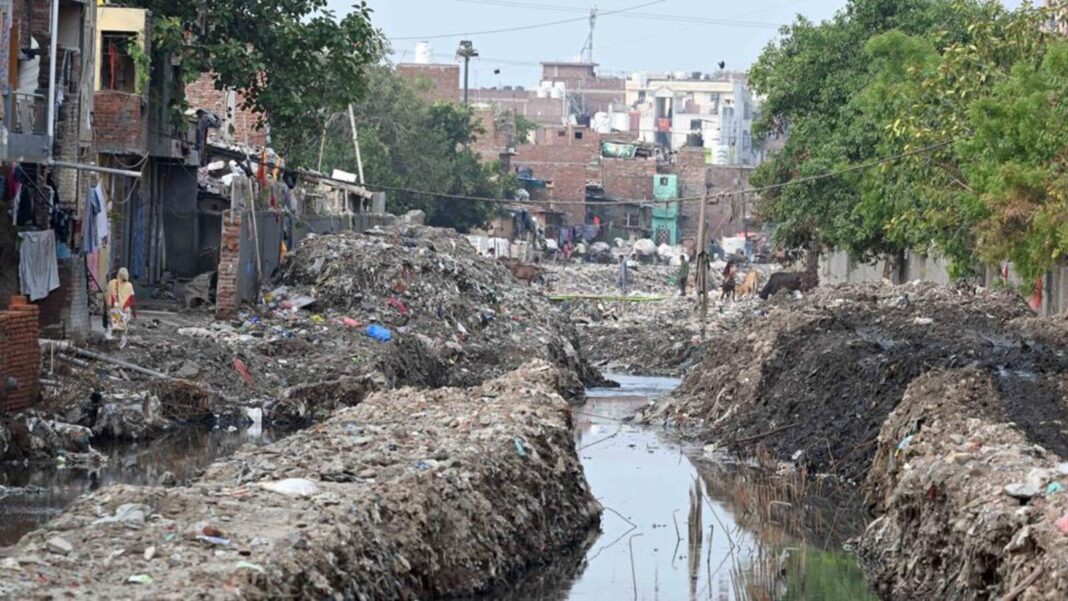 Delhi faces waterlogging fears as drains uncleared