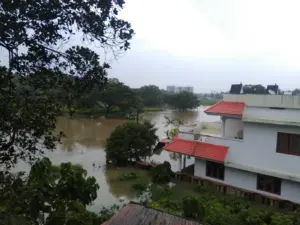 Kerala Floods Kill 10 as Dams Overflow and Evacuations Begin