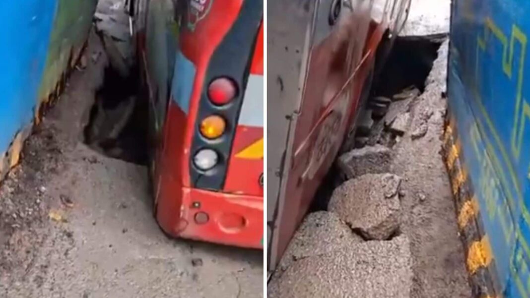 Mumbai Rain Caves Road Near Girgaon Metro
