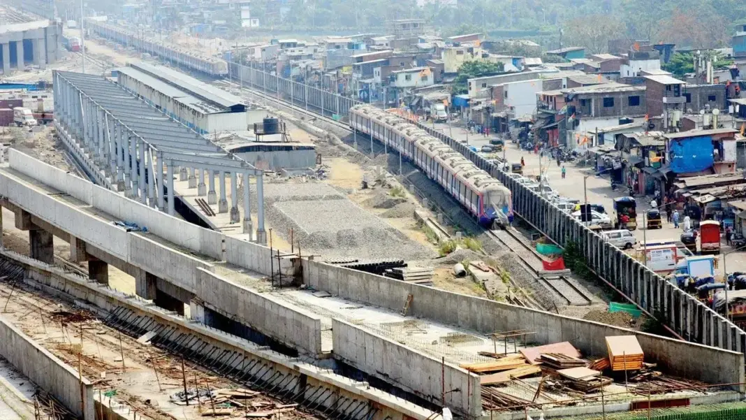 Mumbai Fines Metro Contractors for Delays Due to Manpower Shortage