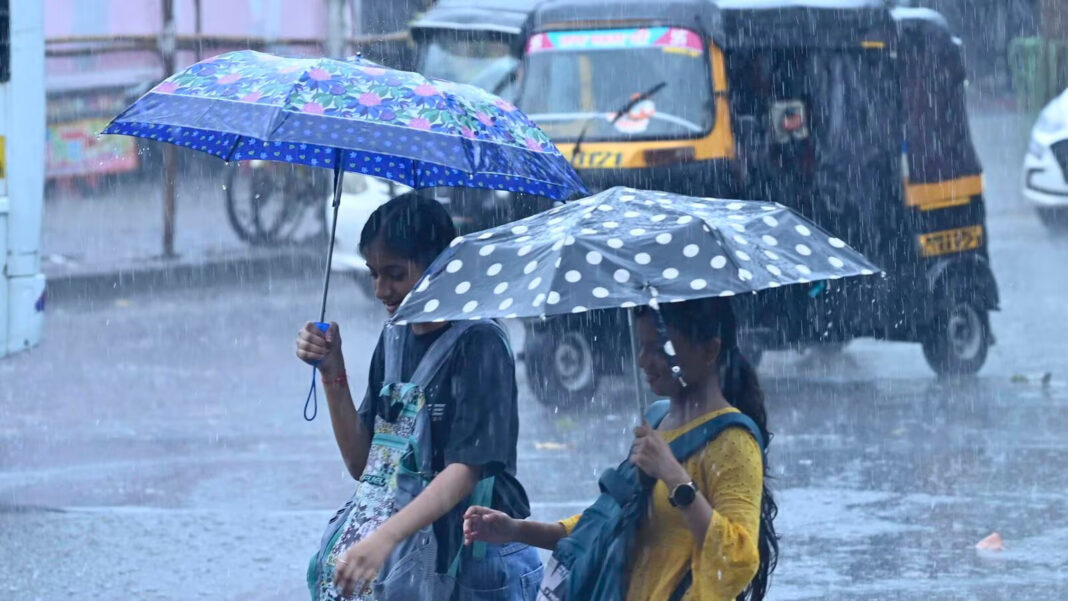 Mumbai Braces for Moderate Rain as IMD Issues Yellow Alert Across Region
