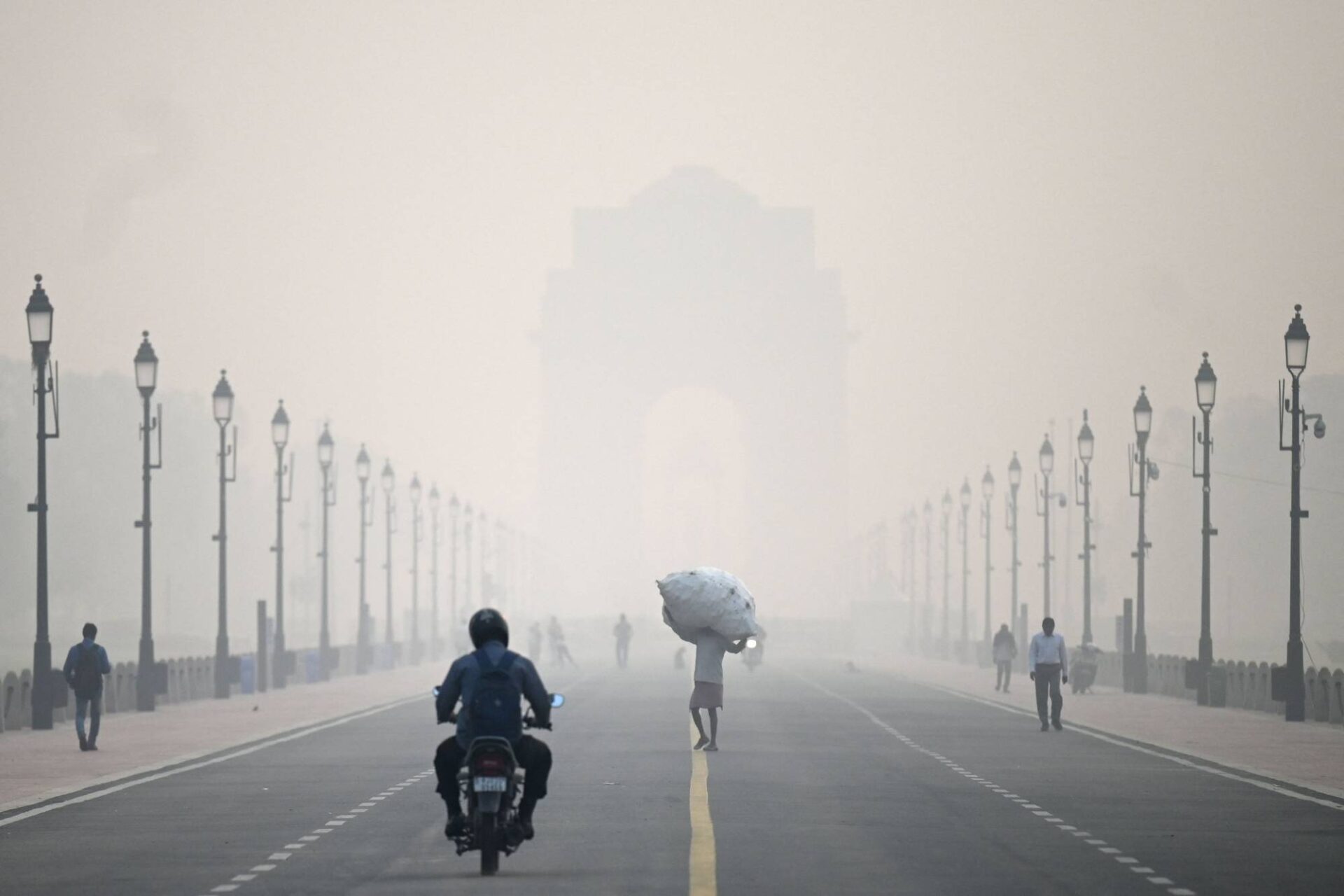 Ahmedabad Air Quality Monitoring Lacks Enforcement Hindering Clean Air Goals