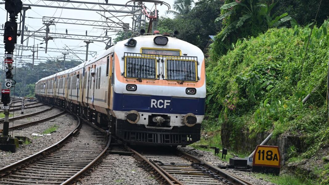 CAG Audit Reveals Rs 573 Crore Shortfalls and Railway Inefficiencies