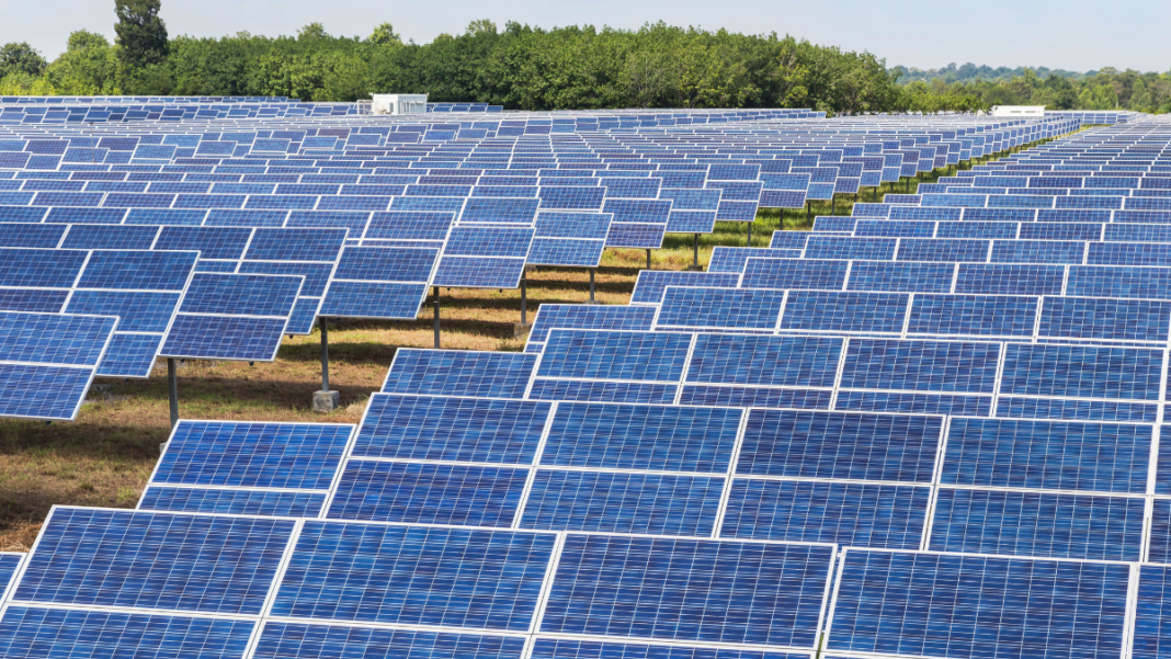 Gujarat Firm Hazoor Bags Rs 9130 Million EPC Deal For 200 MW Khavda Solar Project