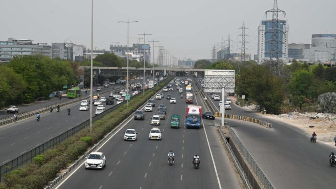 Jaipur Delhi Expressway Spurs Shift from Flights to Road Travel 