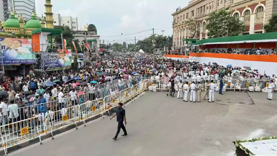 KMC Police Restore Central Kolkata Traffic Within An Hour Post‑Rally