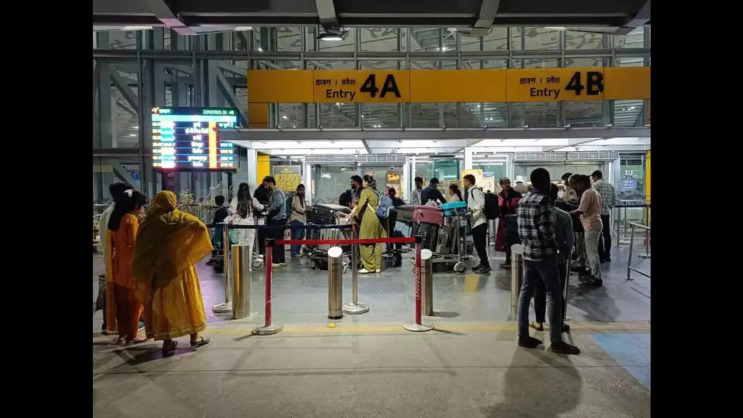 Kolkata Airport Leaves International Flyers Stranded With No Public WiFi Access