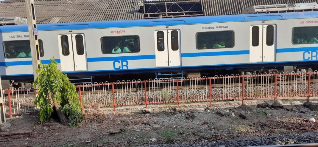Mumbai To Get Metro Style AC Local Trains Without Fare Increase