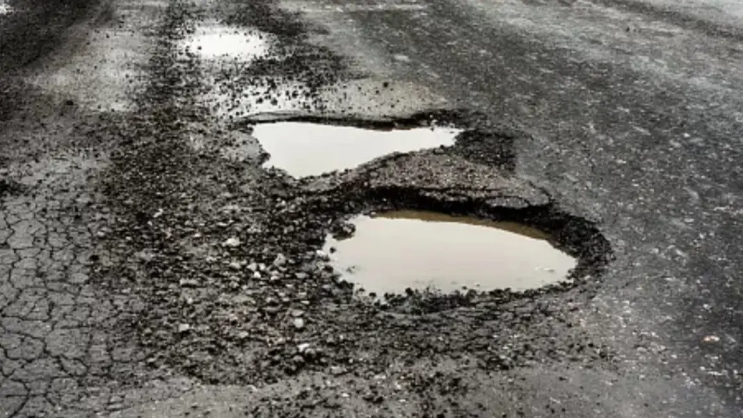 Mumbai swiftly repairs over 3,200 potholes within 48 hours using QuickFix app