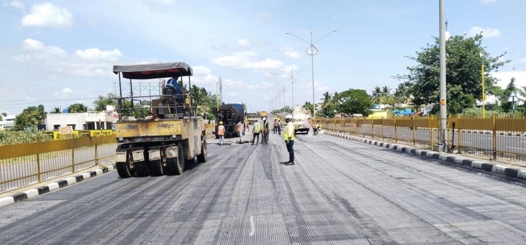 NHAI Trials Glass‑Grid Pavement Tech to Halt Cracks on Bengaluru Highway
