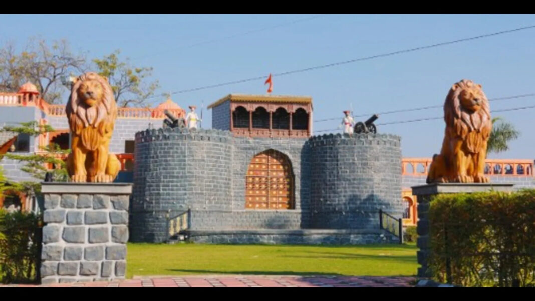 Pune Zilla Parishad Plans to Convert Junnar and Baramati Wadas into Heritage Homestays