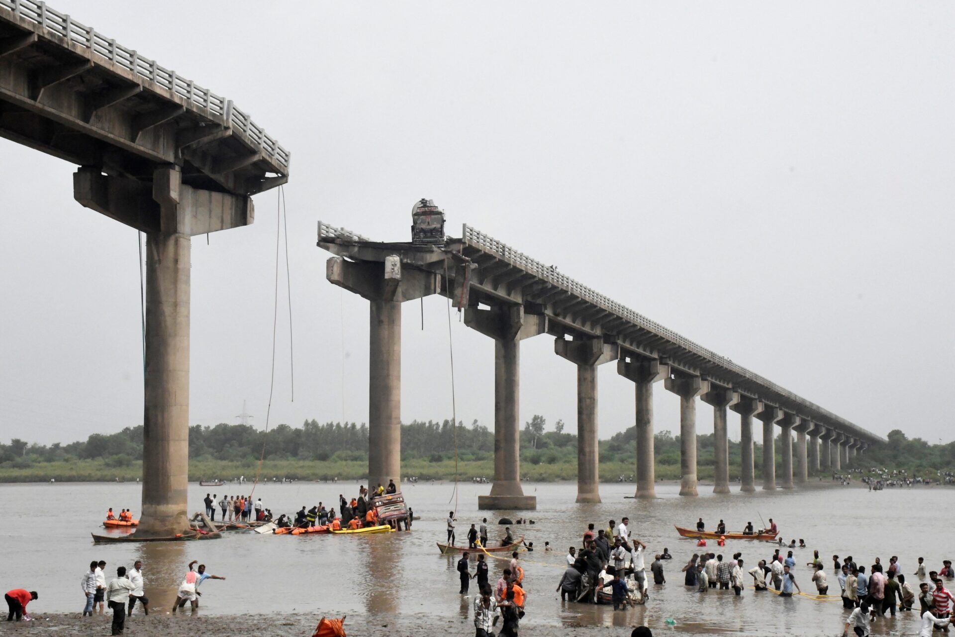 Vadodara Bridge Collapse Exposes Gujarat’s Deepening Infrastructure Oversight Crisis