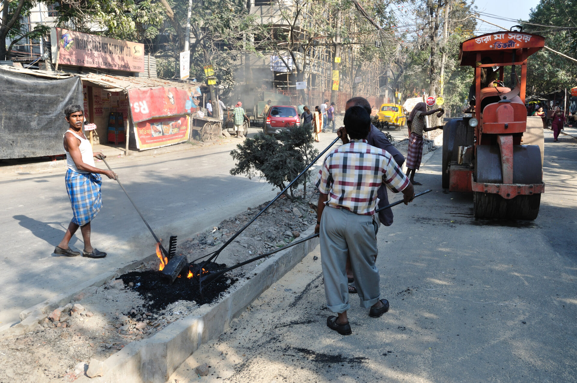 Kolkata Awaits For The Rain To Halt To Launch Urgent City Road Repairs