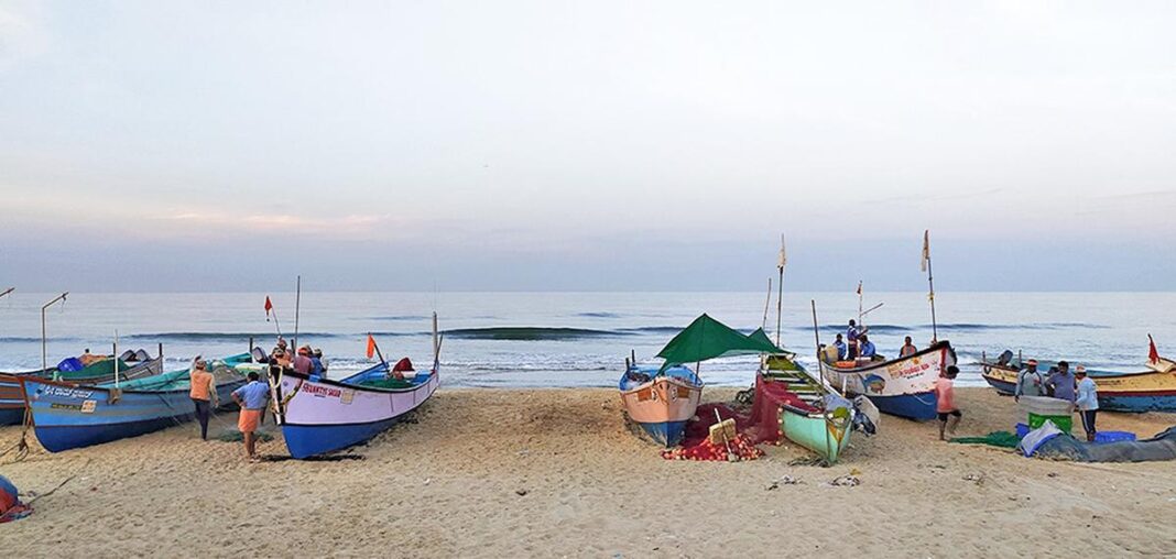 Surathkal Breakwater at Kulai Jetty Damaged by Monsoon, Sagarmala Project Stalls