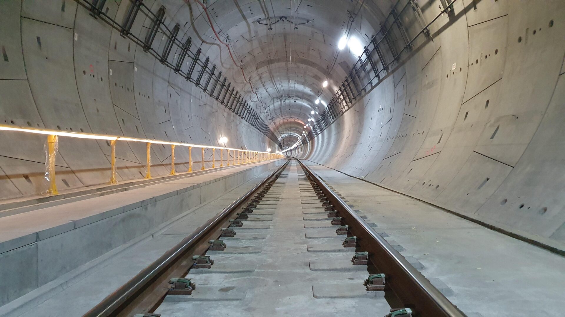 Thiruvananthapuram Builds 10 Km Rail Tunnel for Vizhinjam Port Connectivity