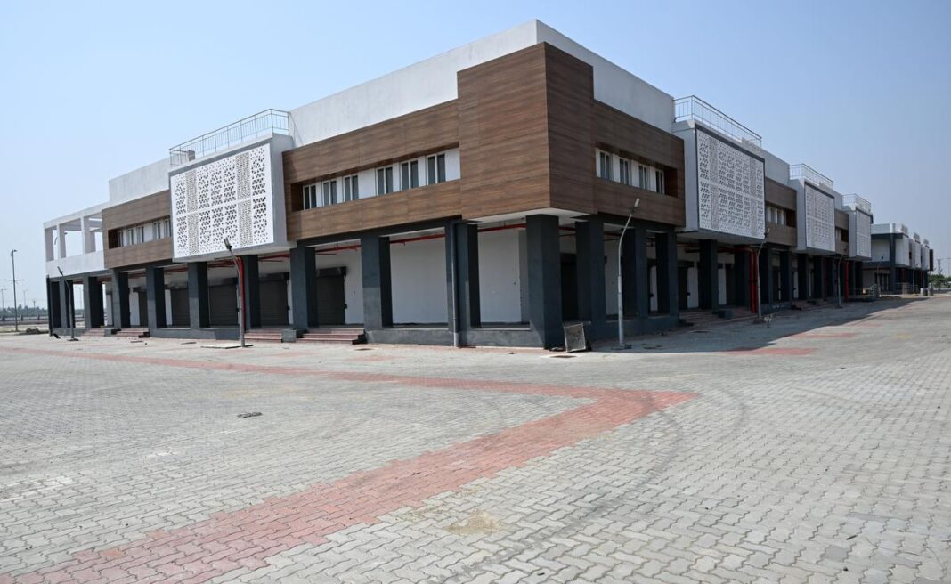 Tiruchi To Divert Heavy Vehicles To Panjapur Terminal To Ease Traffic Flow