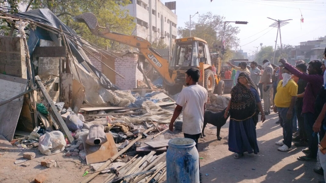 Railways Start Drive To Clear 815 Encroached Quarters At Jamalpur