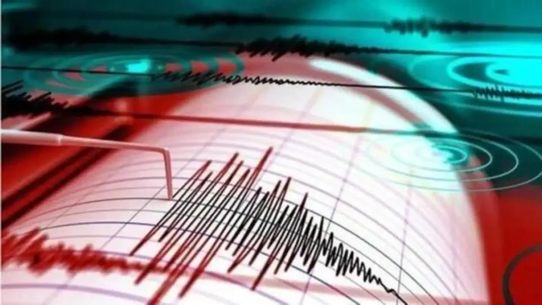 Delhi jolted by strong tremors as 4.4 magnitude earthquake hits Jhajjar in Haryana