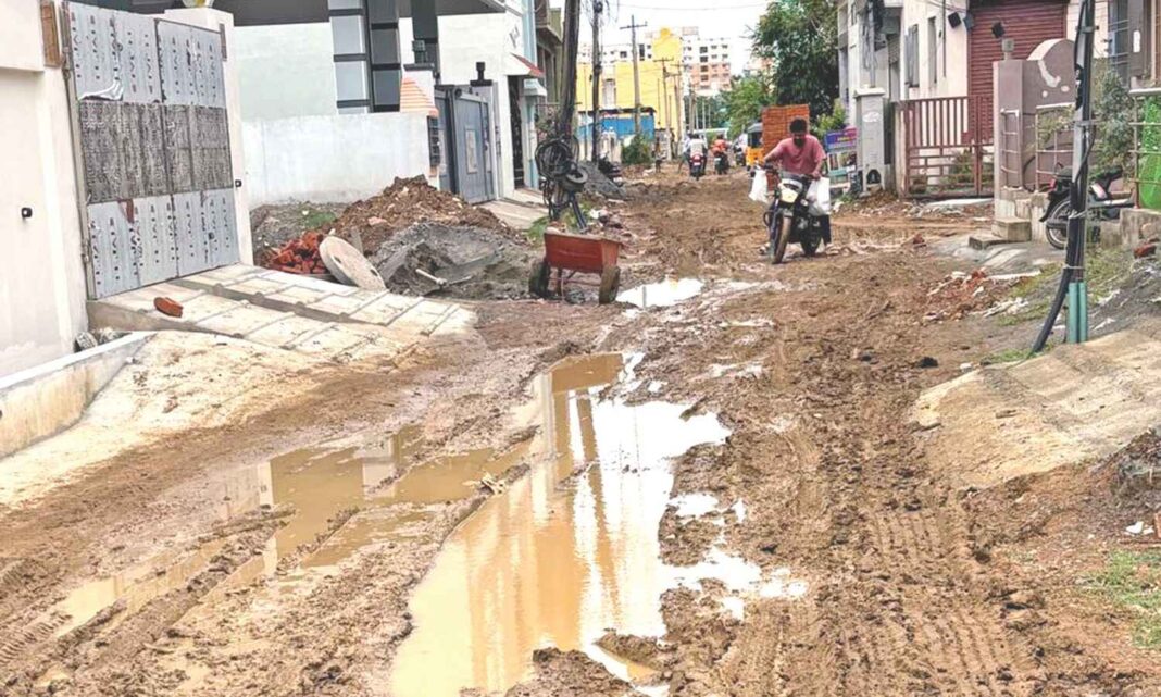 Chennai Kolathur Residents Suffer as Damaged Roads Await Repairs Amid Blame Game