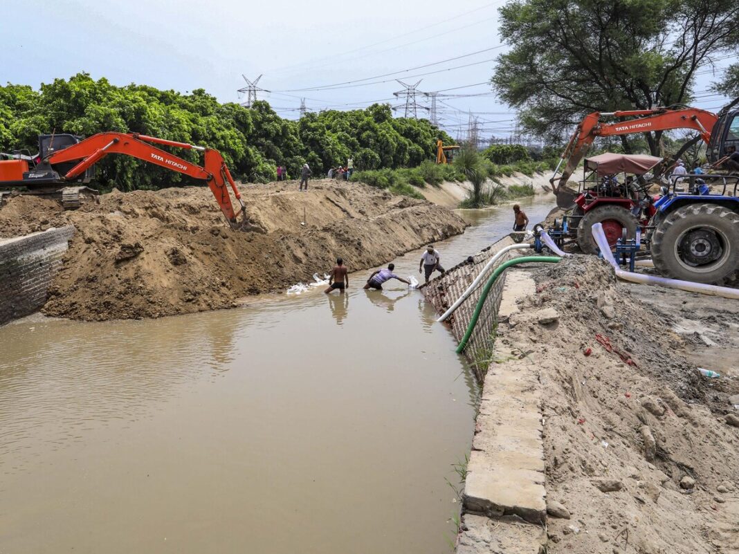 Delhis Lifeline Munak Canal Plagued By Breaches And Water Loss New Solutions Proposed