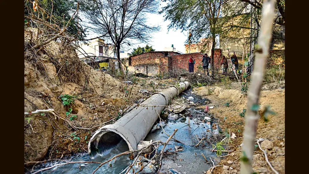Gurgaon Water Plant Expansion Faces Hurdle From Construction Waste