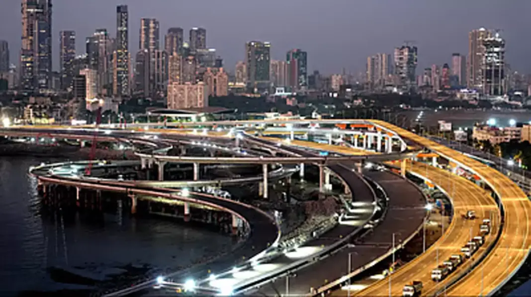 Maharashtra CM Directs New DPR for Crucial Vasai Ring Road Project